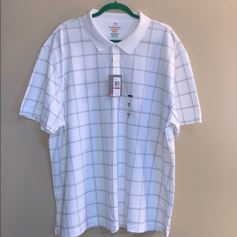 A white dress shirt